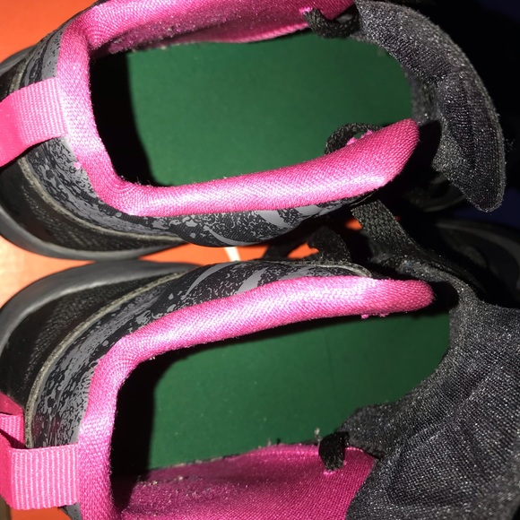 Nike Hyperfuse - Picture 4 of 6